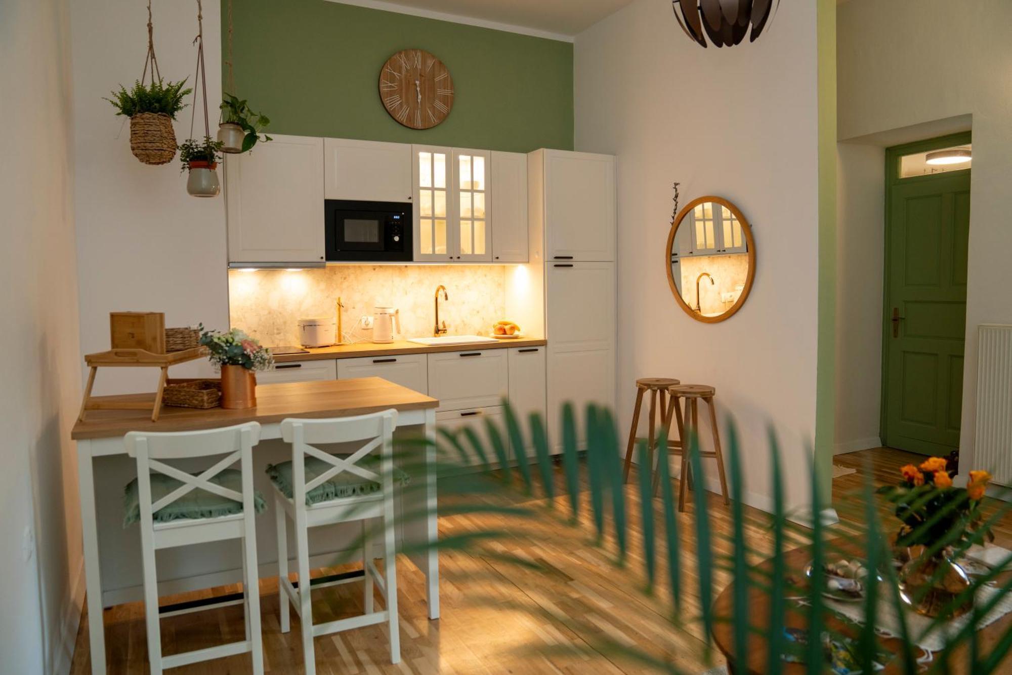 Apartments Paradiso Оточац Экстерьер фото