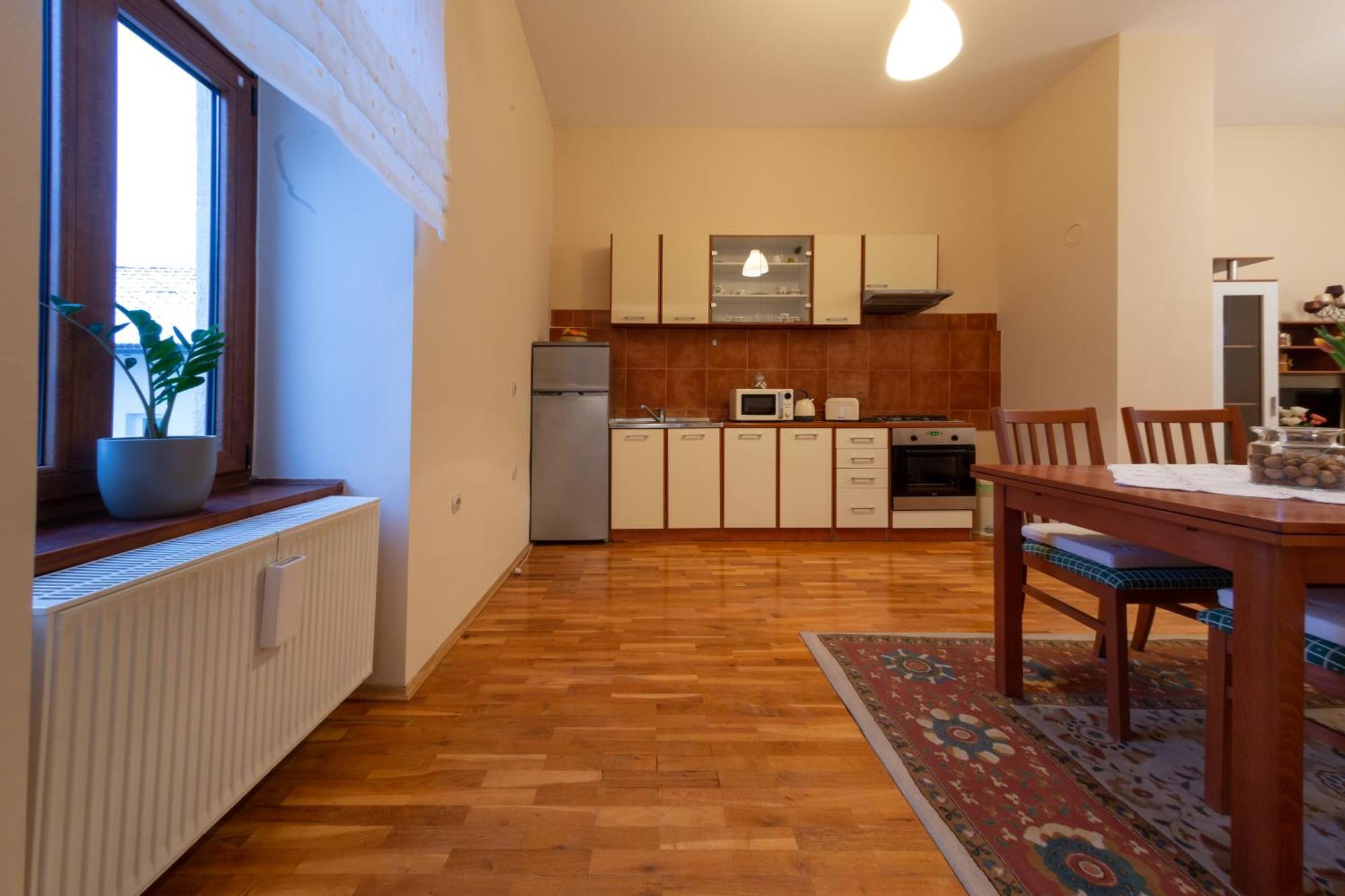Apartments Paradiso Оточац Номер фото